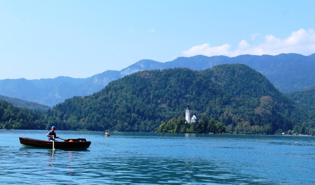 In barca sul Lago di Bled